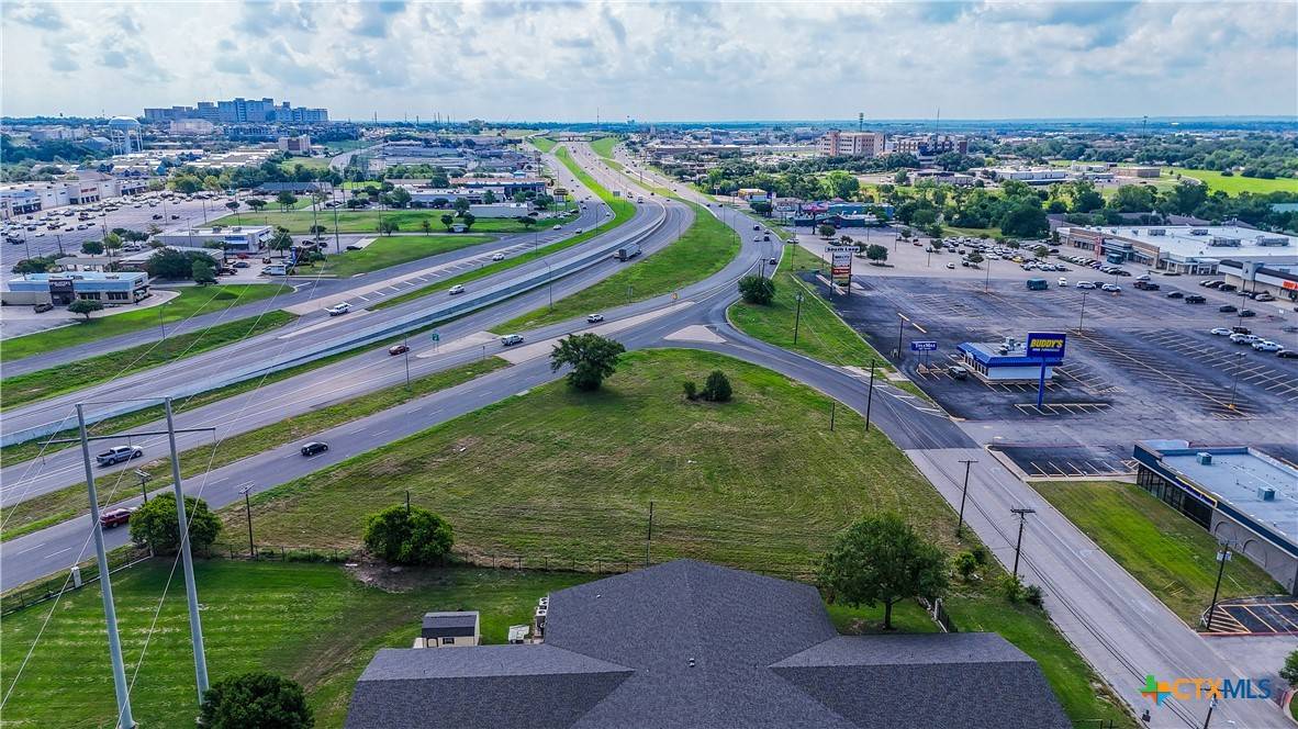 Temple, TX 76502,2824 Thornton LN