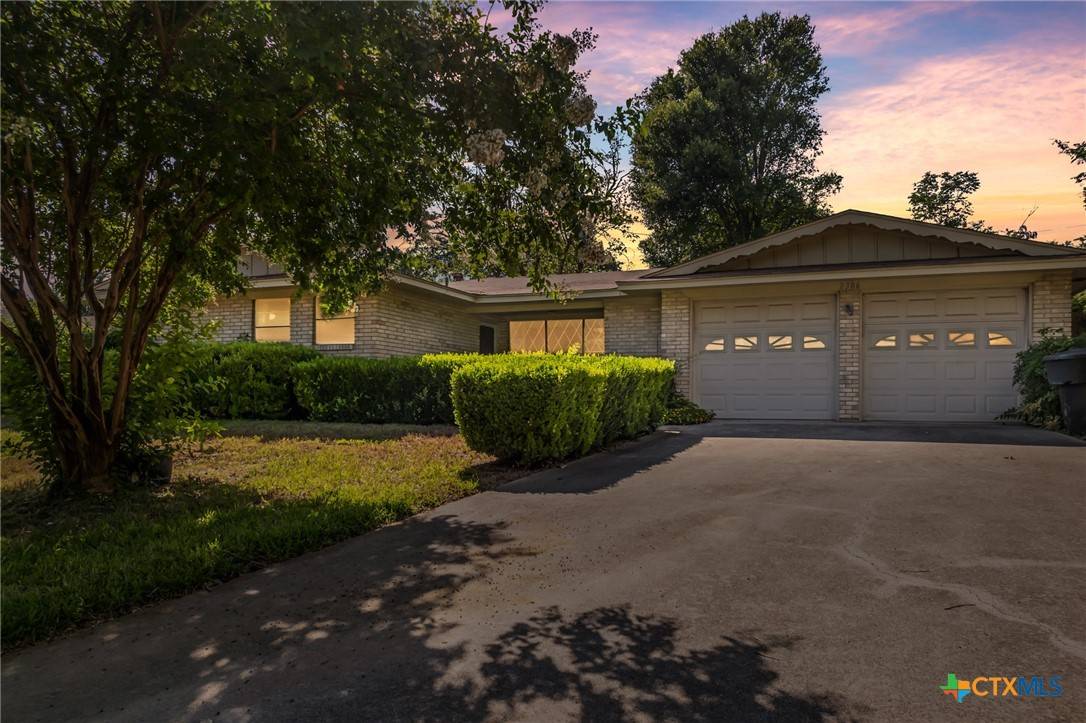 Temple, TX 76502,2306 Bluebird LN