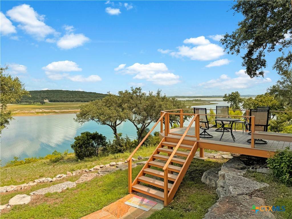 Canyon Lake, TX 78133,800 Five Oaks CIR