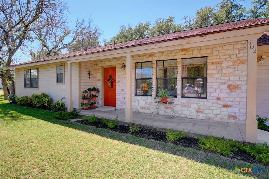 Johnson City, TX 78636,502 Live Oak DR