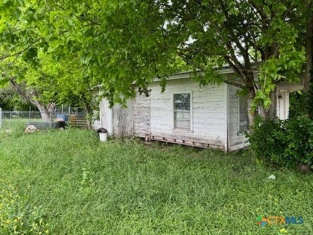 Seguin, TX 78155,1054 Morelos ST