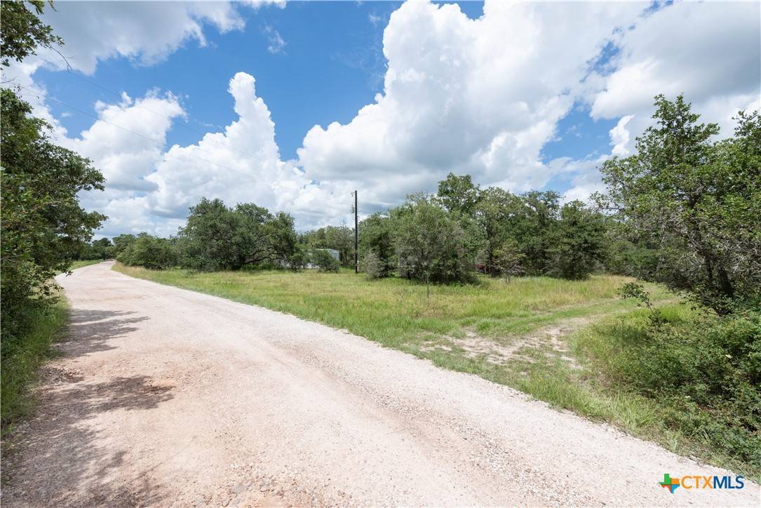 Hallettsville, TX 77964,0 (TBD) County Road 14