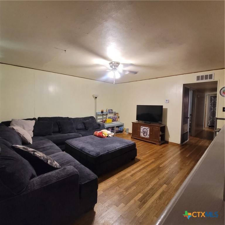 Copperas Cove, TX 76522,706 S 1st ST