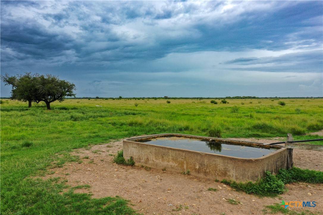 Inez, TX 77968,958 Hiller RD