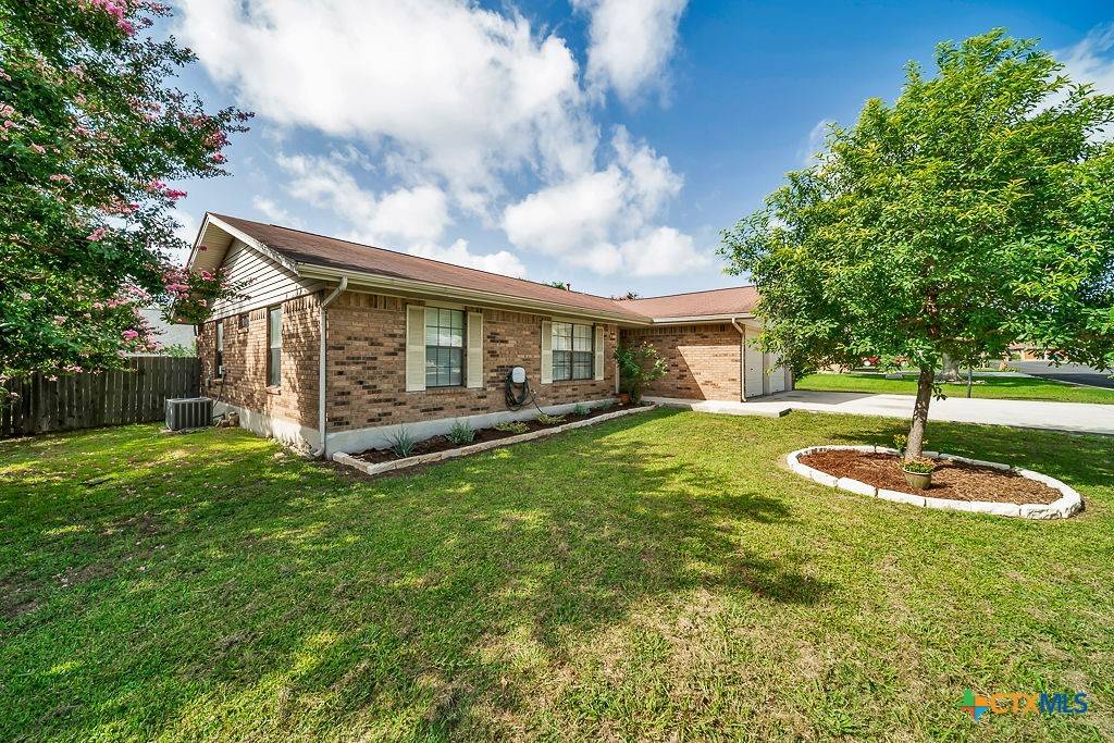 New Braunfels, TX 78130,1613 Heather LN