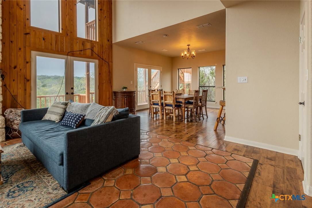 Wimberley, TX 78676,200 Valley Ridge RD