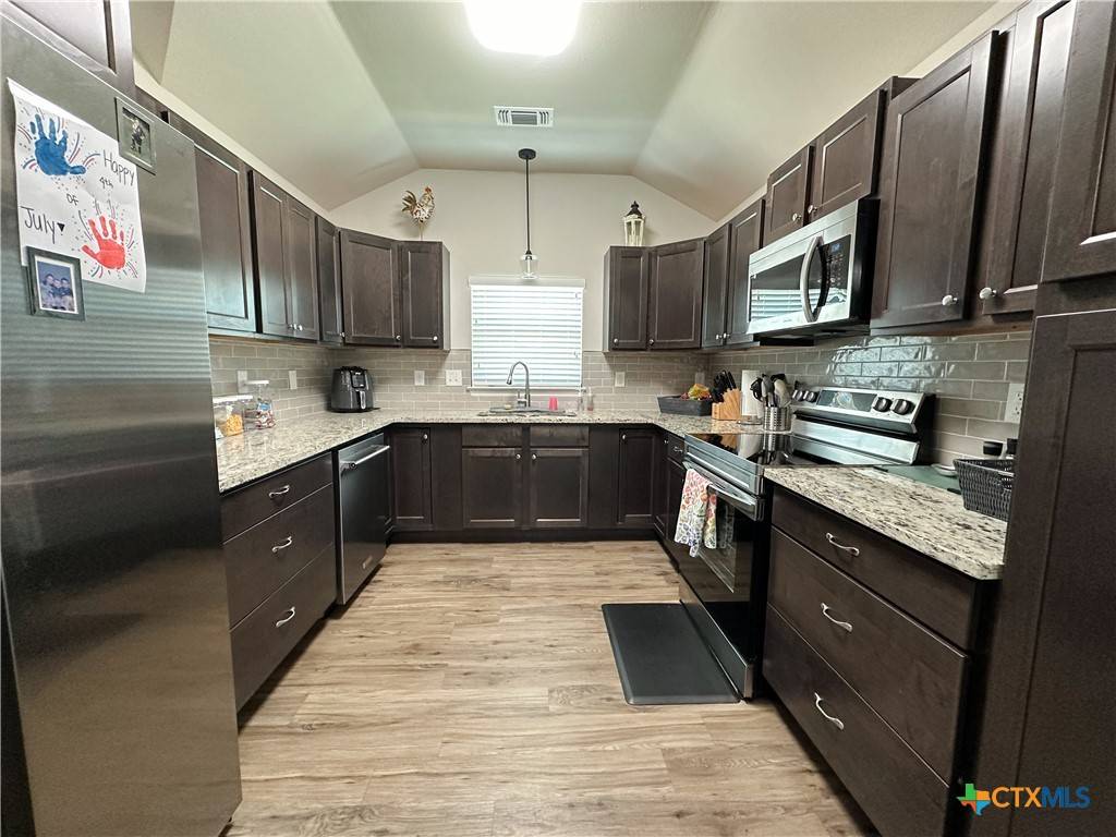 Victoria, TX 77901,3601 Hanselman RD