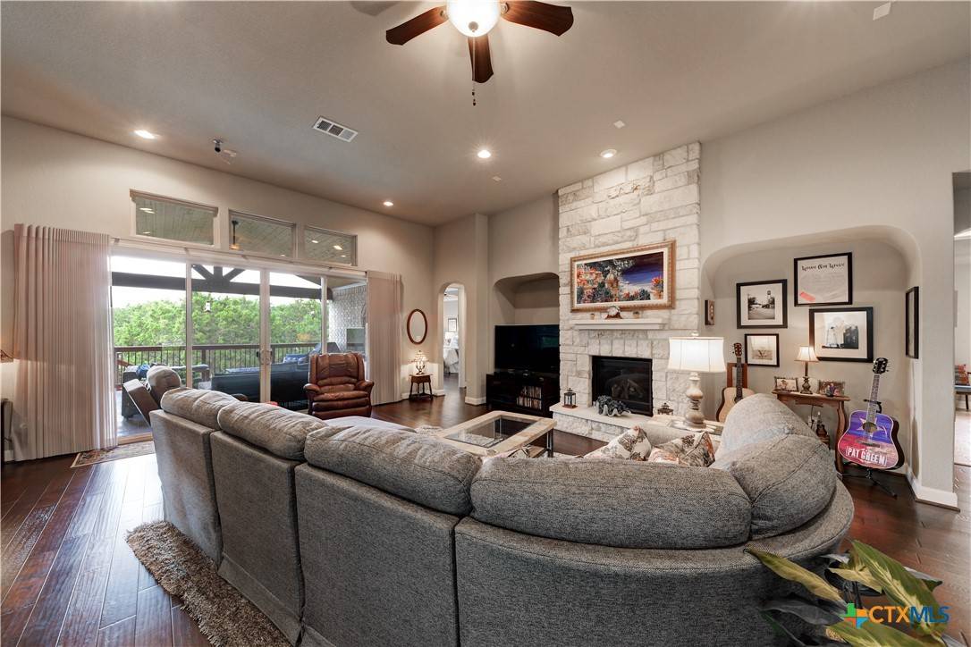 New Braunfels, TX 78132,2126 Ranch Loop DR