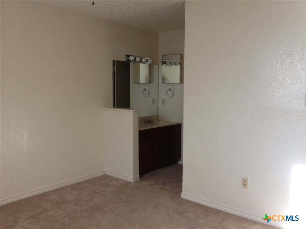 San Marcos, TX 78666,232 Craddock AVE