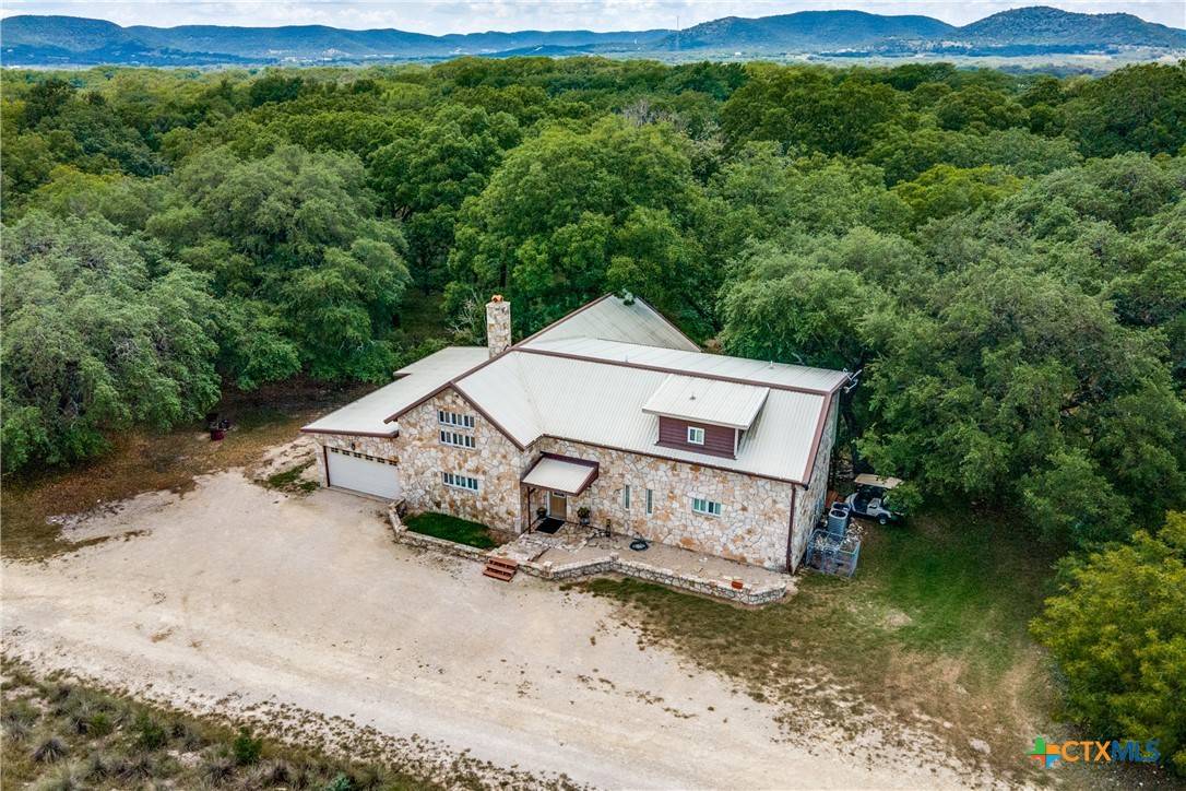 Leakey, TX 78873,964 Flatrock Circle