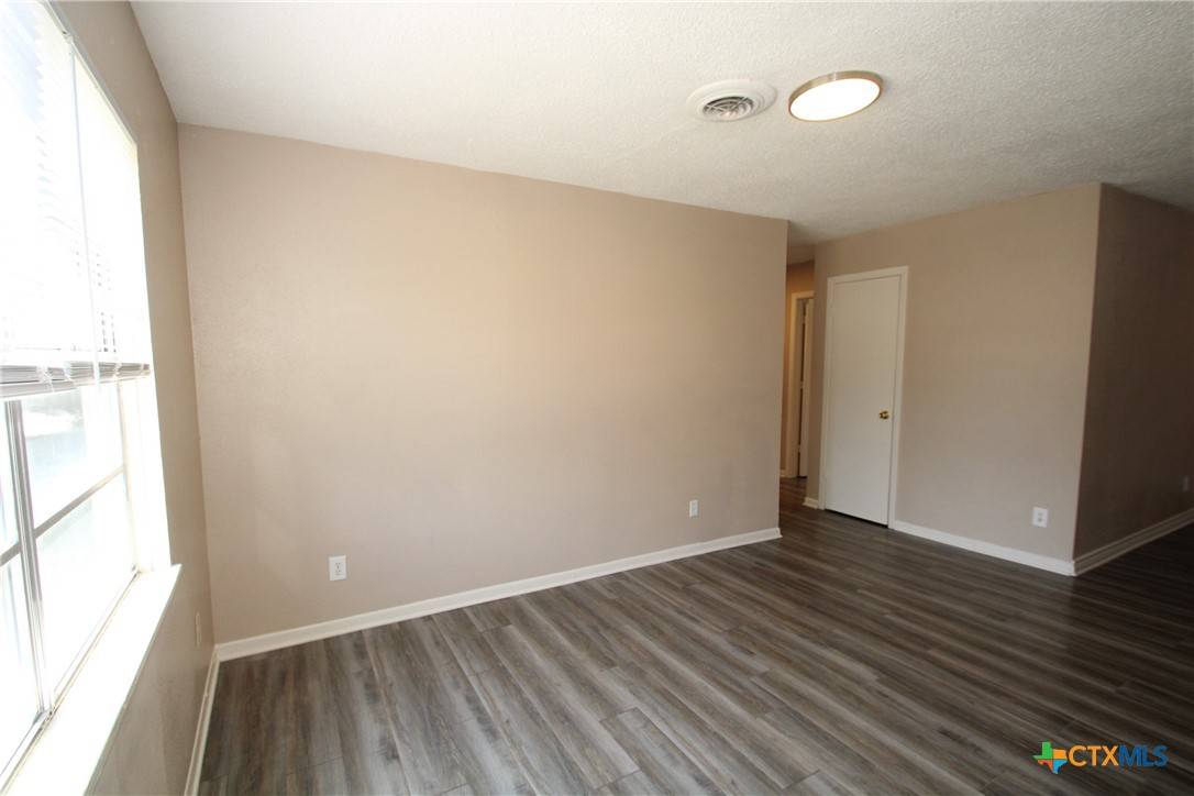 Killeen, TX 76541,1305 Santa Rosa DR