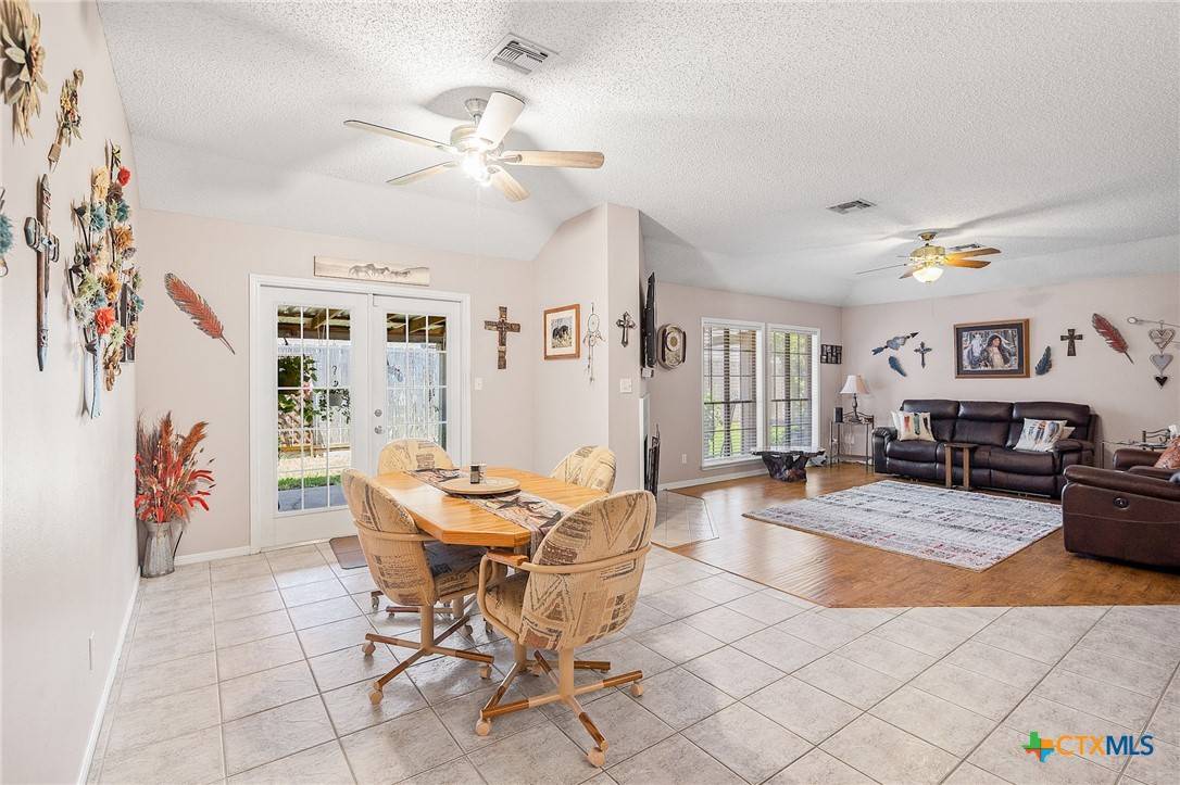 Victoria, TX 77904,621 Brocton ST