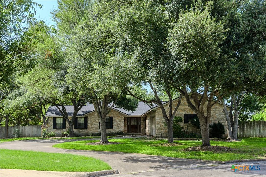 New Braunfels, TX 78132,210 Oak CT