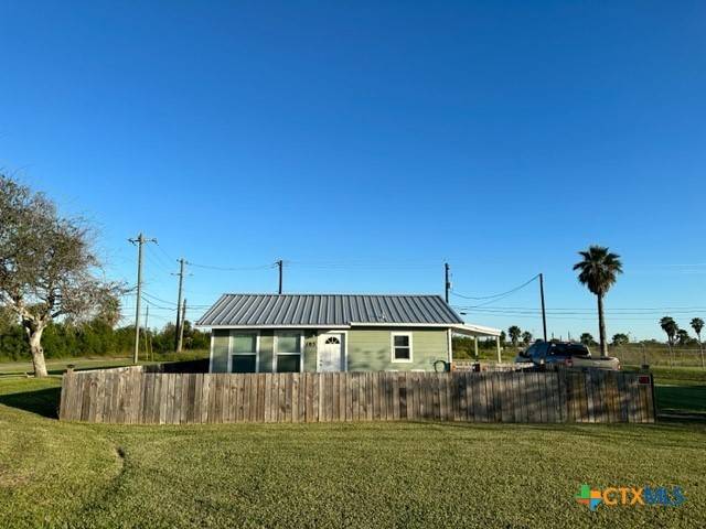 Aransas Pass, TX 78336,103 S Arch