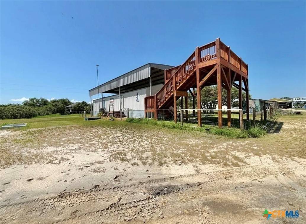 Port O'connor, TX 77982,910 W Polk AVE