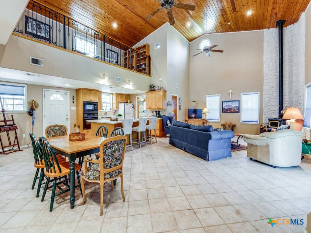 Seguin, TX 78155,6300 Hickory Forrest DR
