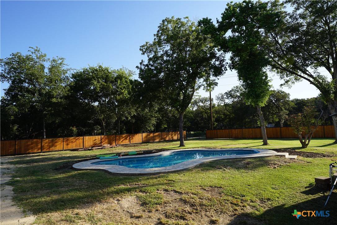 New Braunfels, TX 78132,1399 Mary Preiss DR