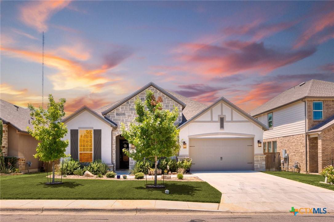 New Braunfels, TX 78132,1411 Oaklawn DR