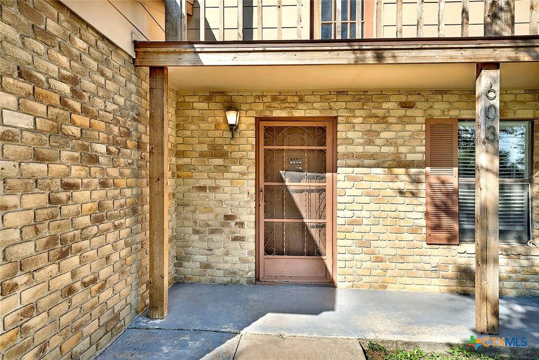 Falls City, TX 78113,603 N Rachel ST