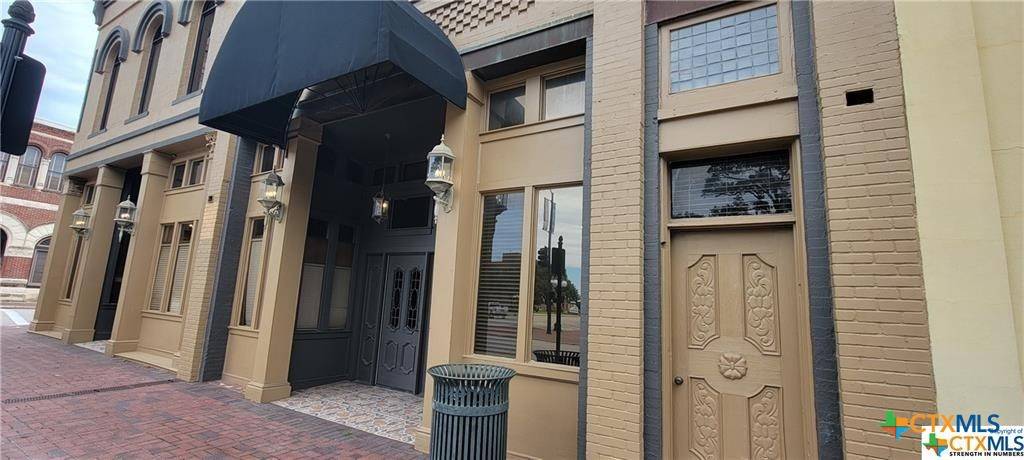 Victoria, TX 77901,118 N Main ST #C