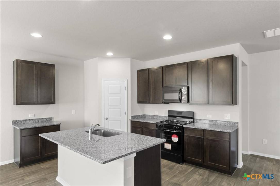 Maxwell, TX 78656,357 Jade ST