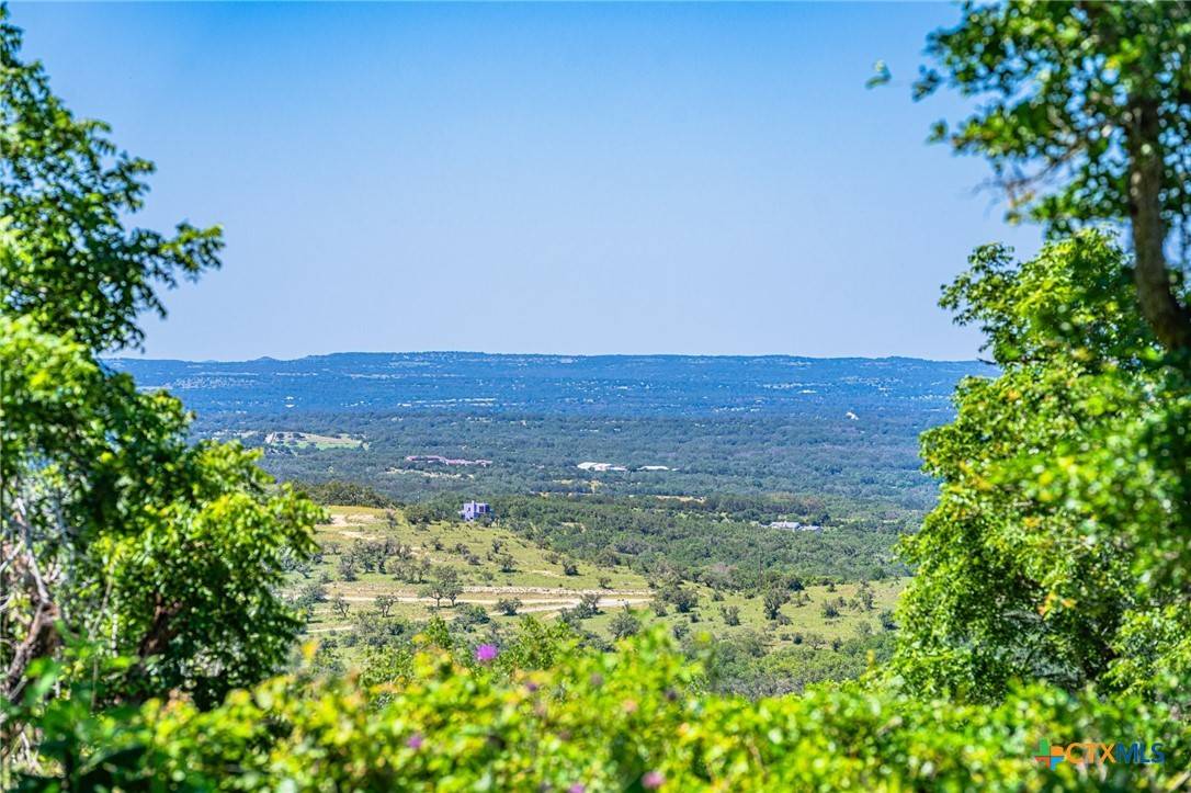 Johnson City, TX 78636,518 W Sunset