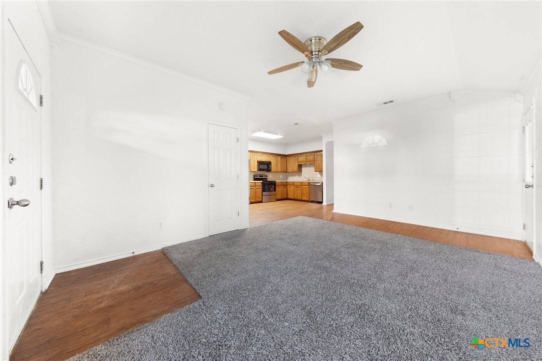 Harker Heights, TX 76548,903 Travis LN #B