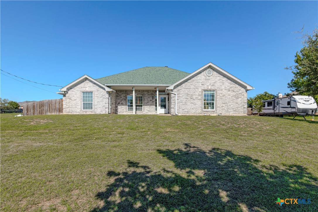 Kempner, TX 76539,932 County Road 3350