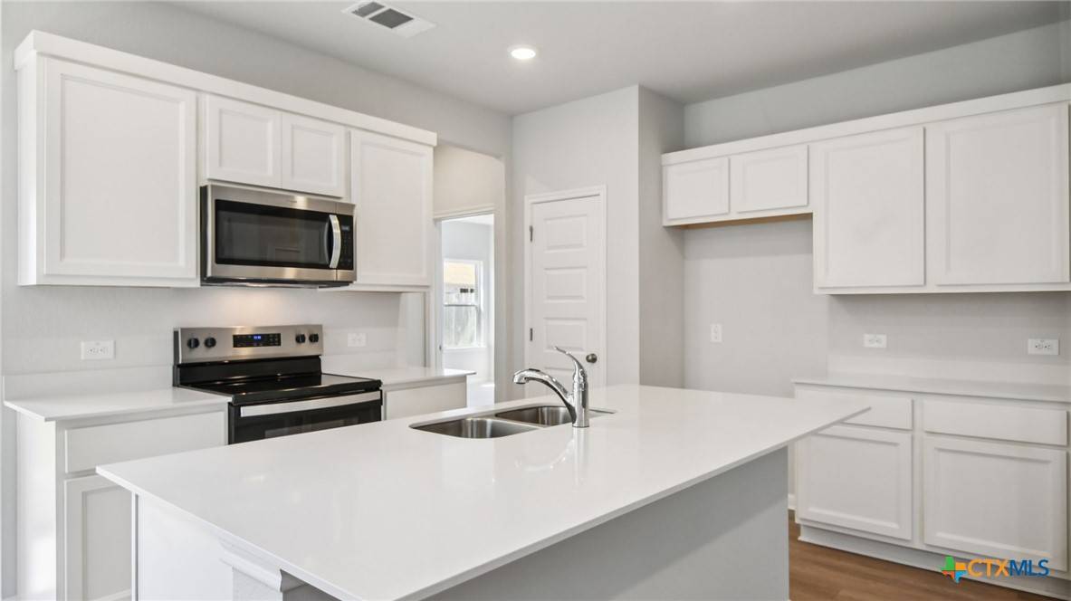 San Marcos, TX 78666,1124 Wild Leaf WAY