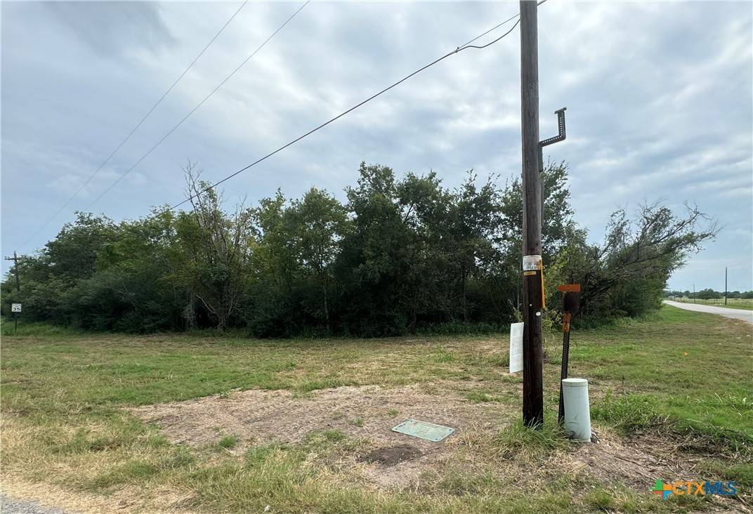 Victoria, TX 77904,0 Love Rd