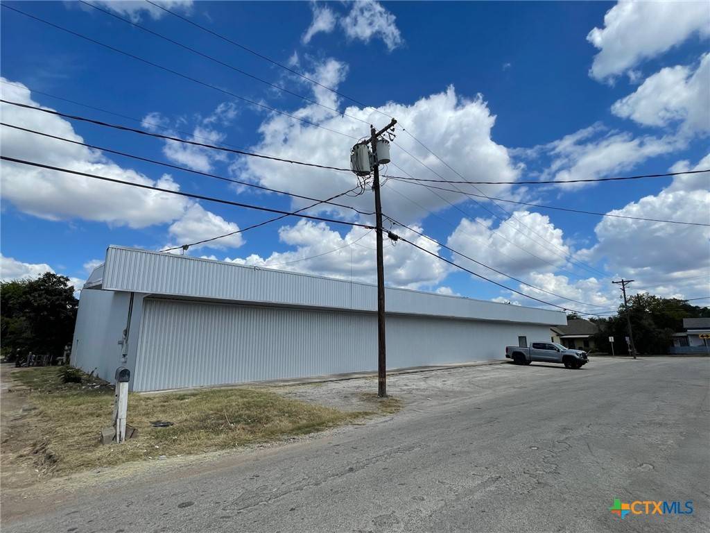 Seguin, TX 78155,606 Zorn ST