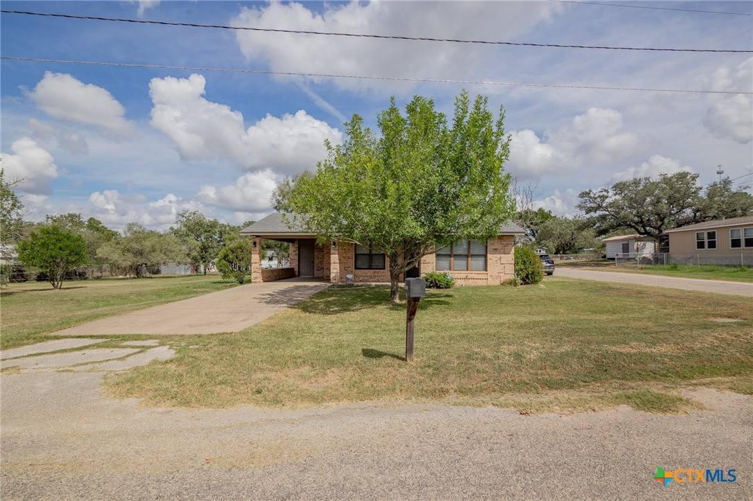 Cuero, TX 77954,314 E Park ST