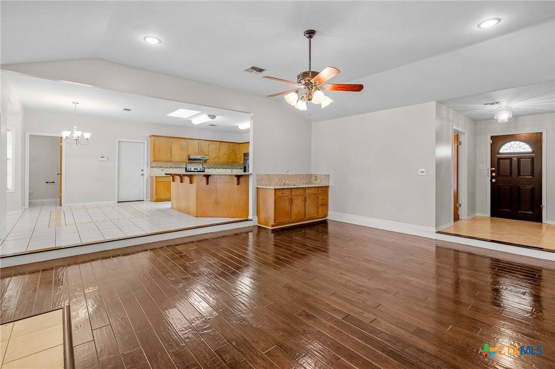 Victoria, TX 77901,1705 Delmar DR