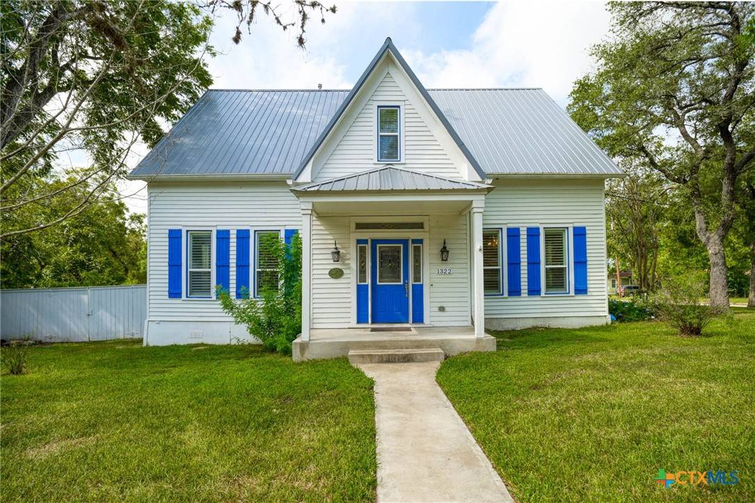 Shiner, TX 77984,1322 North Avenue F AVE