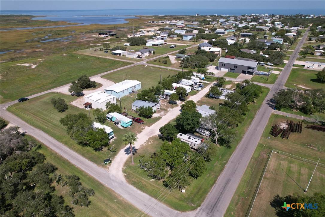 Port O'connor, TX 77982,703 N 12 ST