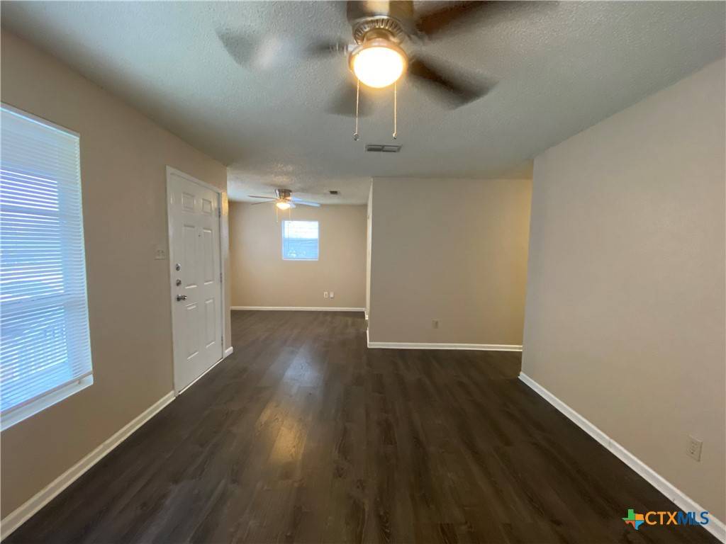 New Braunfels, TX 78130,1669 W Bridge ST