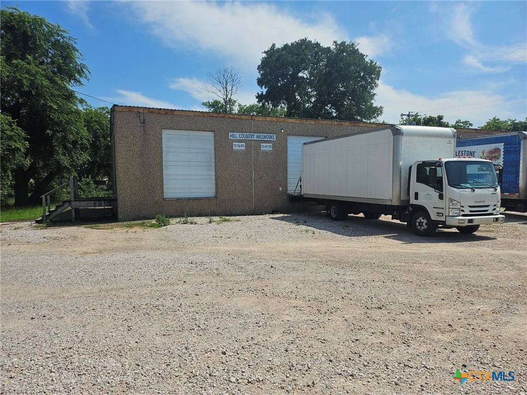 Burnet, TX 78611,410 S Silver ST