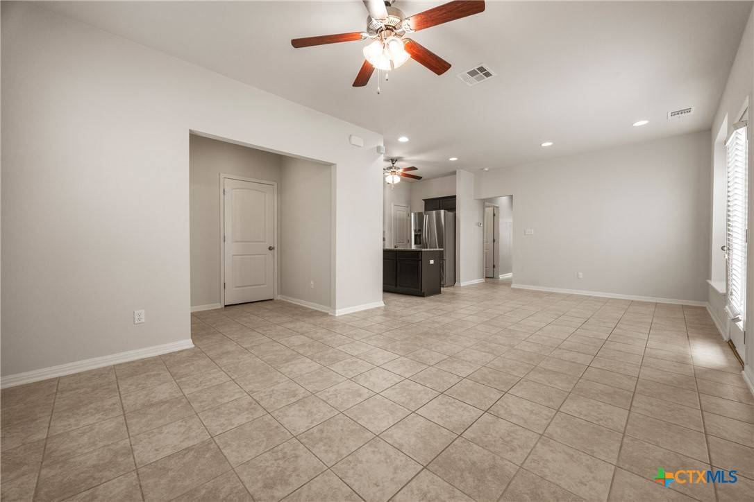 San Marcos, TX 78666,171 Wainscot Oak