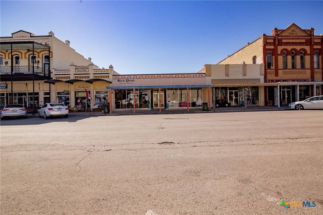 Goliad, TX 77963,224 S Commercial ST