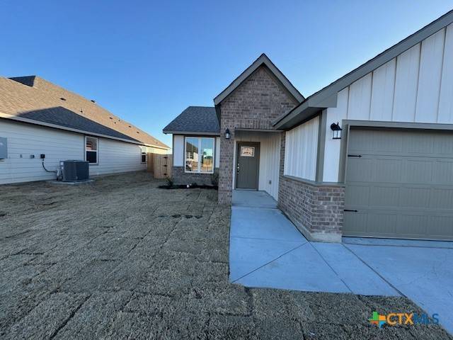 Killeen, TX 76542,923 James Parker CIR