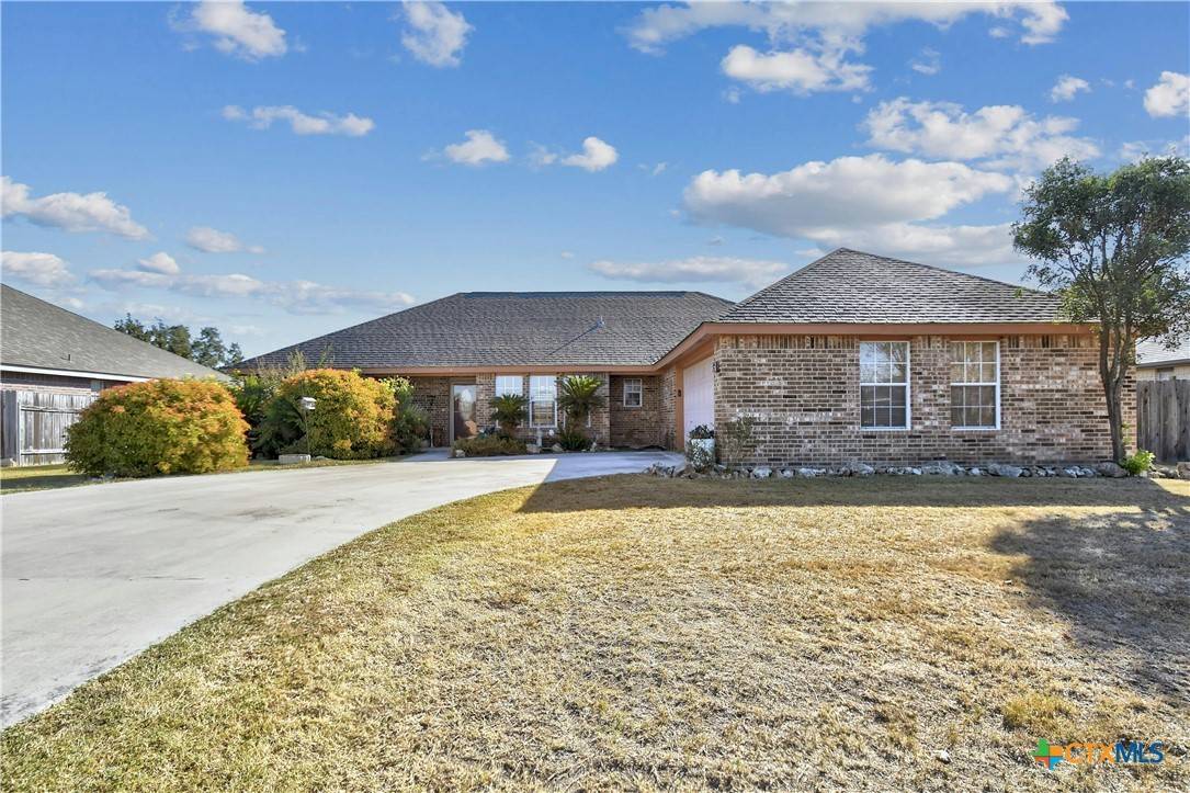 Seguin, TX 78155,145 Castlewood DR