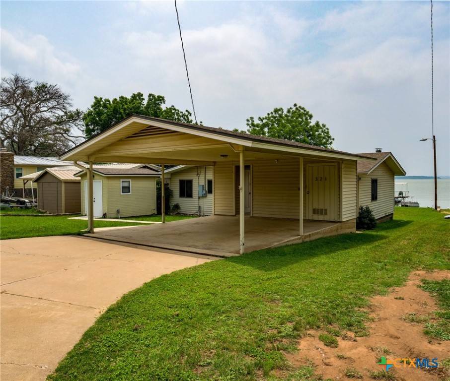 Burnet, TX 78611,321 Lakewood DR