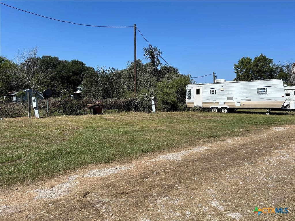 Lolita, TX 77971,10537 Fm 616