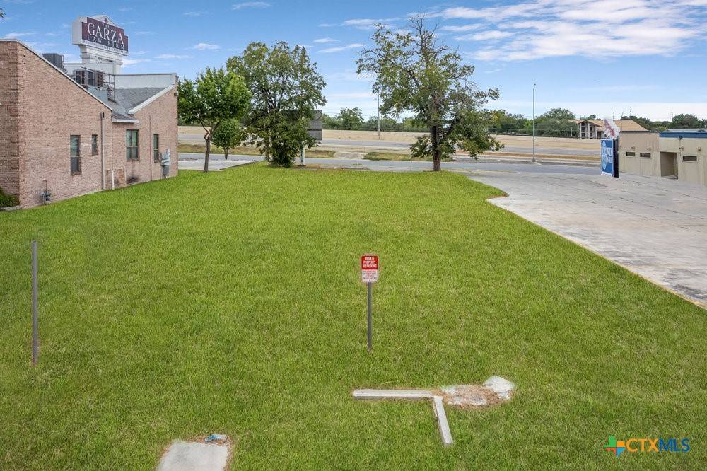 San Antonio, TX 78201,5814 W INTERSTATE 10