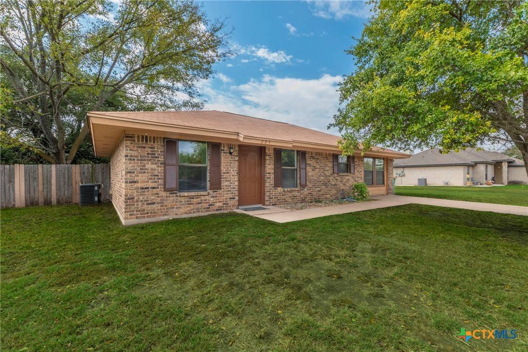 Gatesville, TX 76528,204 Bluestem DR