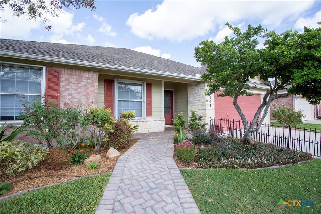 Victoria, TX 77901,104 Fieldstone