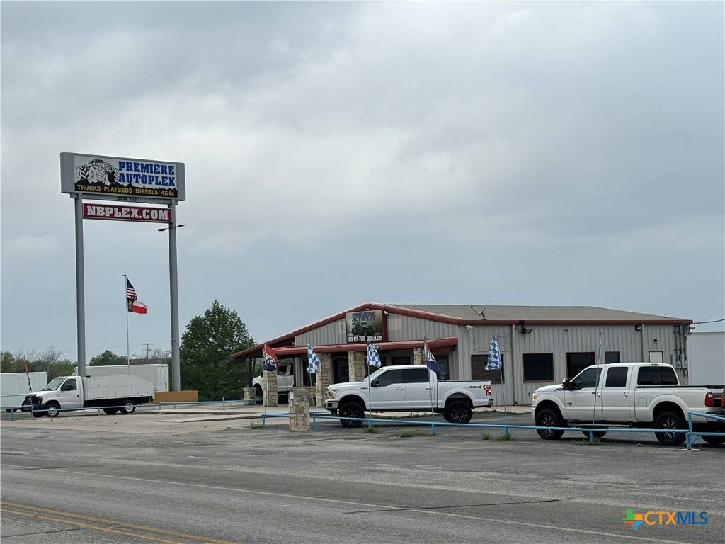 New Braunfels, TX 78130,2250 S I-35 HWY