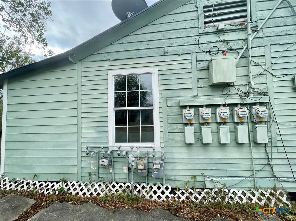 Victoria, TX 77901,1605 E Goodwin AVE