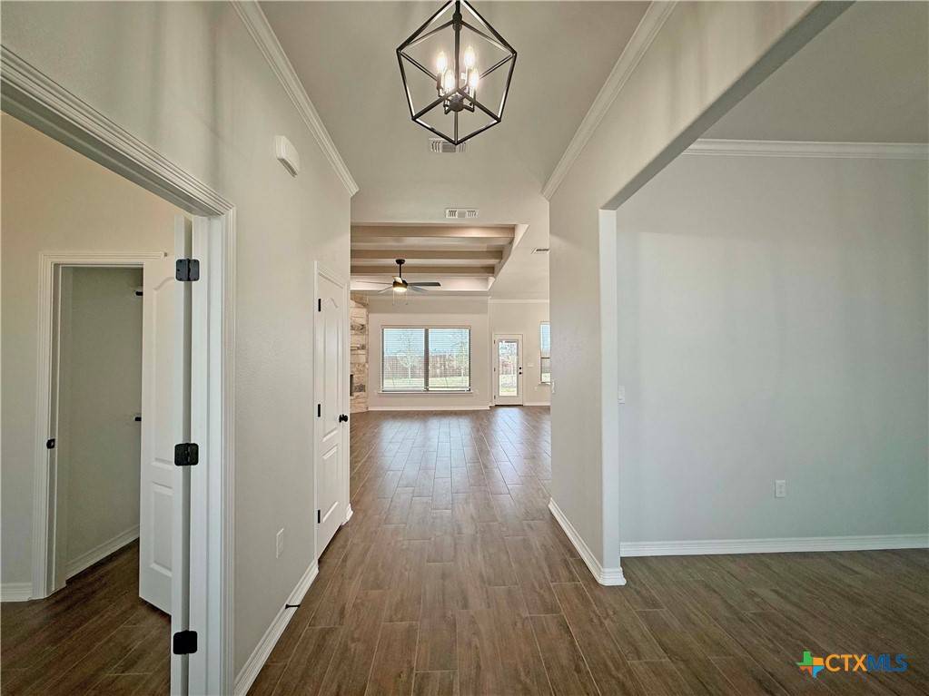 Belton, TX 76513,2026 Horse Cane CT