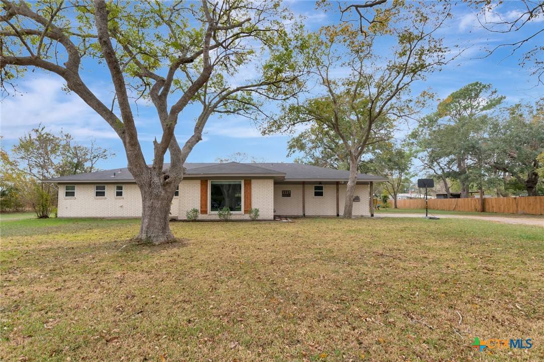 Edna, TX 77957,1117 N East ST
